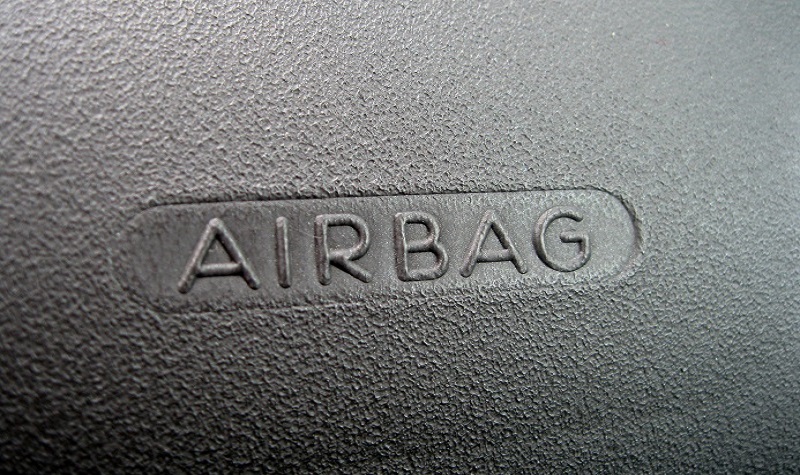 Berbahaya, Airbag Ini Dapat Meledak Dan Melukai Penumpang - OTO Tekno